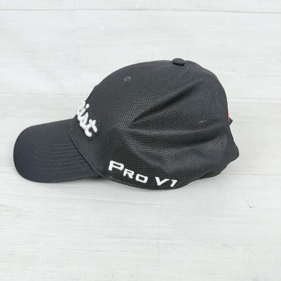 Titleist Tour Breezer FJ Golf Cap Pro V1 Tour Adjustable Strap Black One Size - Picture 2 of 10